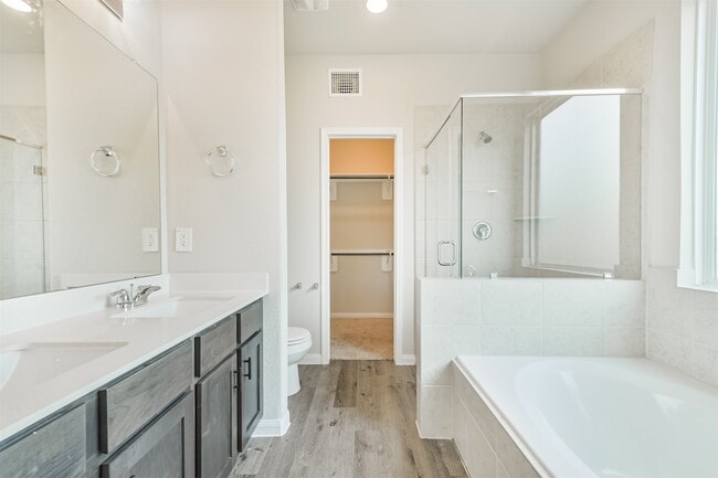 Photo - 2934 Lawrence Pk Ct