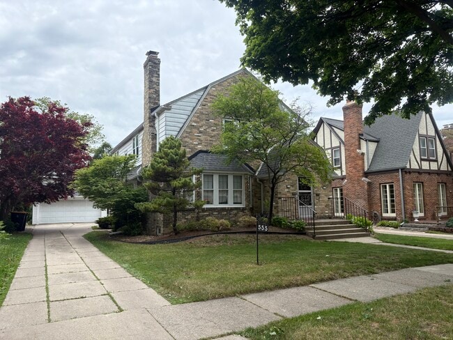 Building Photo - 555 N 63rd St Unit Lower