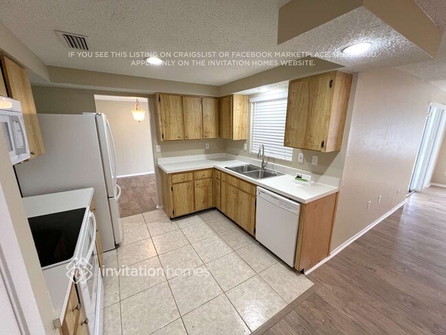 Photo - 1240 Waterside Ln