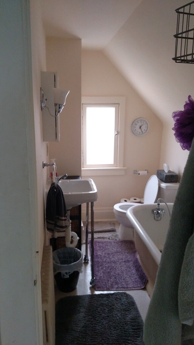 Photo - 544 E Pearl St Unit 2