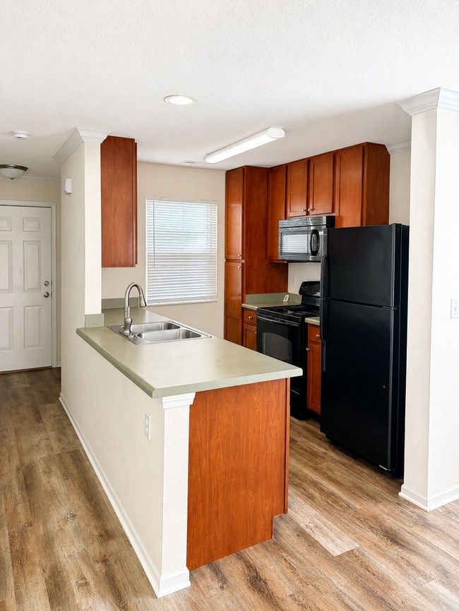 Photo - 847 Woodside Creek Dr