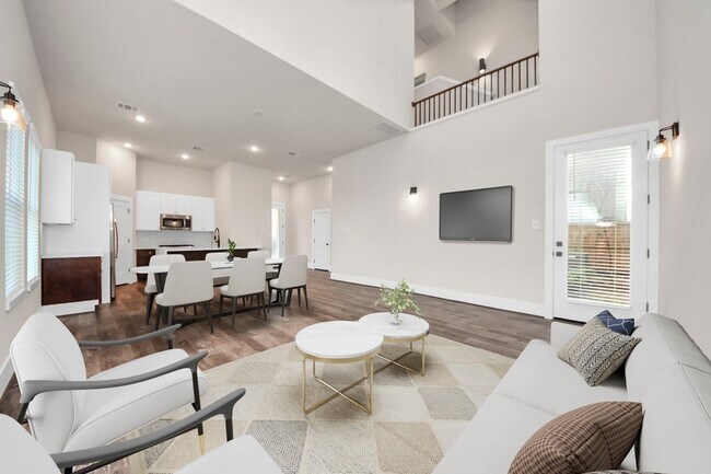 Photo - 2915 Paul Quinn St