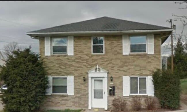 Building Photo - 1303 Chardon Ct Unit C