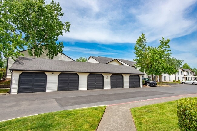 Chinook Park Apartment Homes