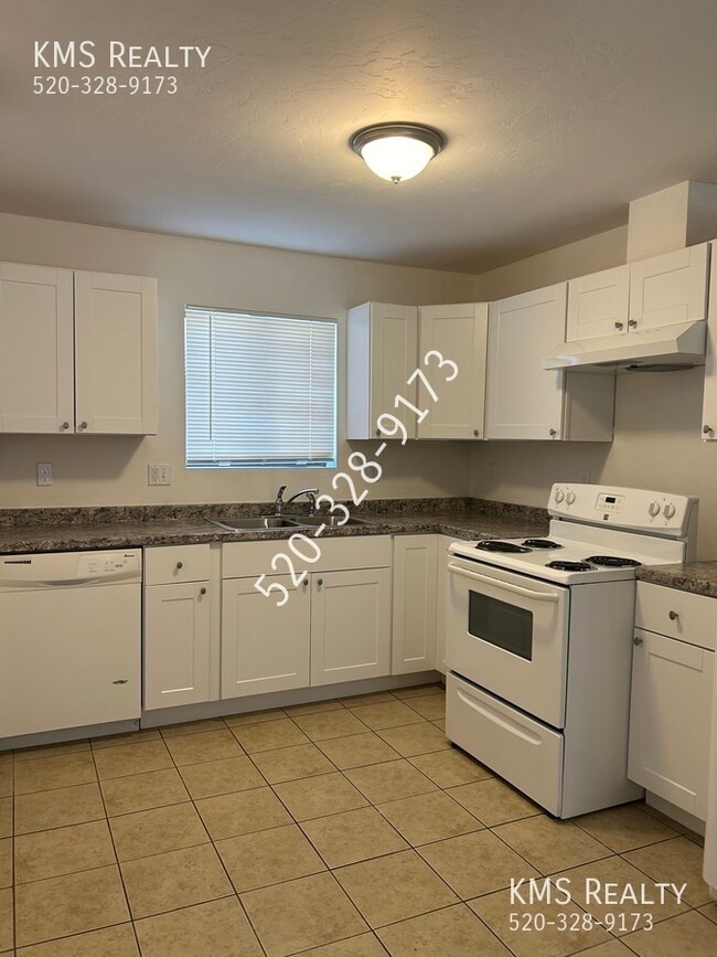 Photo - 5126 E Bellevue St Unidad 2104