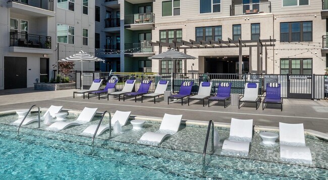 Photo - 2408 South Blvd Unit A0