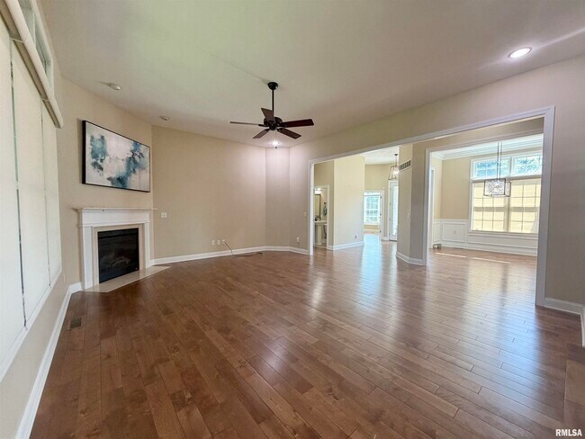 1805 Blue Stone Dr