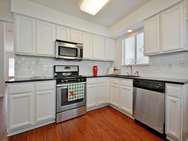 Photo - 3805 Tattershall Ln