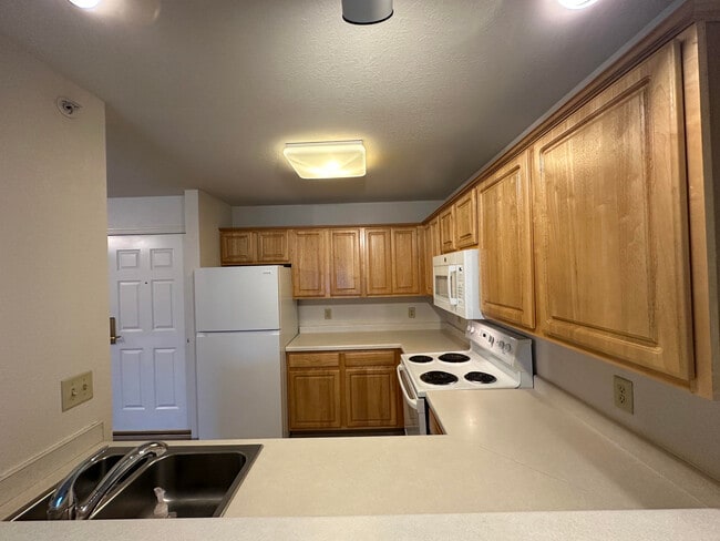 Photo - 100 E Main St Unit 323