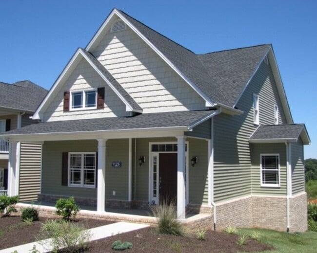 Photo - 1125 Cranberry Ct House