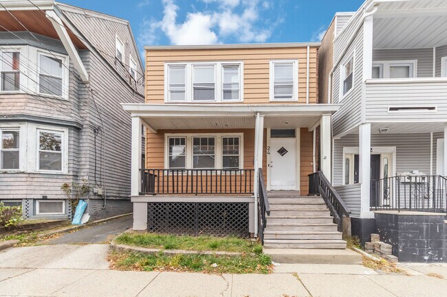 Building Photo - 24 Wheeler St Unit 2