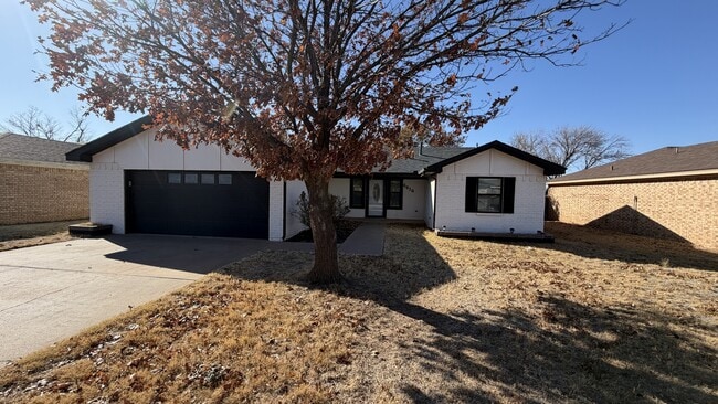 Photo - 6610 Huron Ave