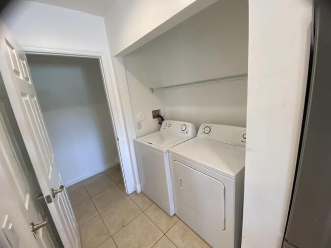 Photo - 820 NW 2nd Ave