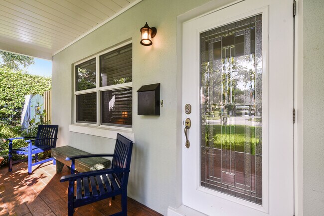 Photo - 341 Murray Rd