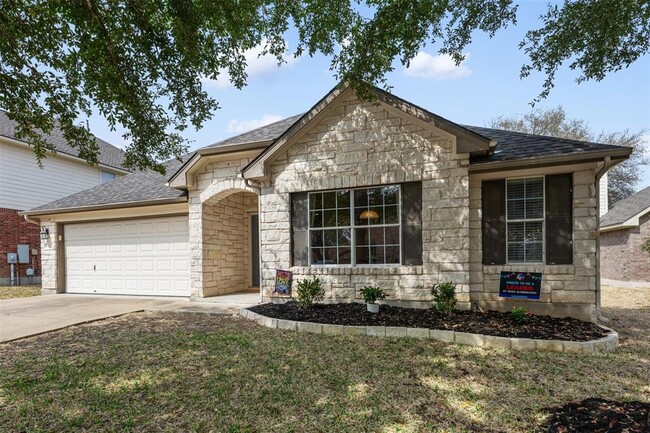 Photo - 601 Pebblestone Walk Dr Casa