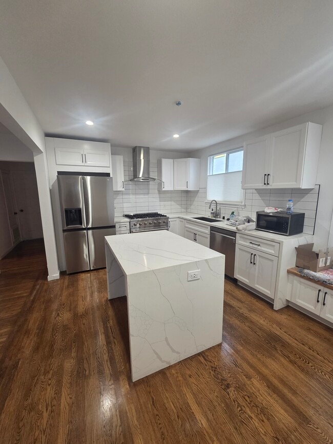 Photo - 2161 N Valley St