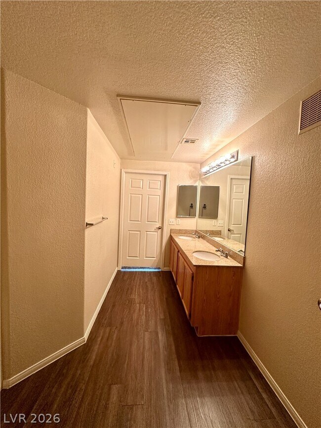 Photo - 9975 Peace Way Unit 1136