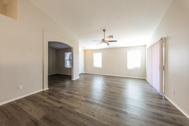 Photo - 16214 N 162nd Dr