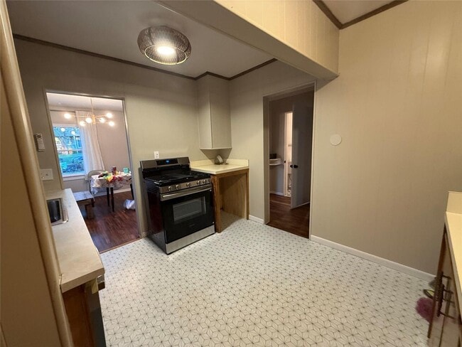Photo - Great neighborhood, watchful neighbors, darling Midtown home near fairgrounds & TU.