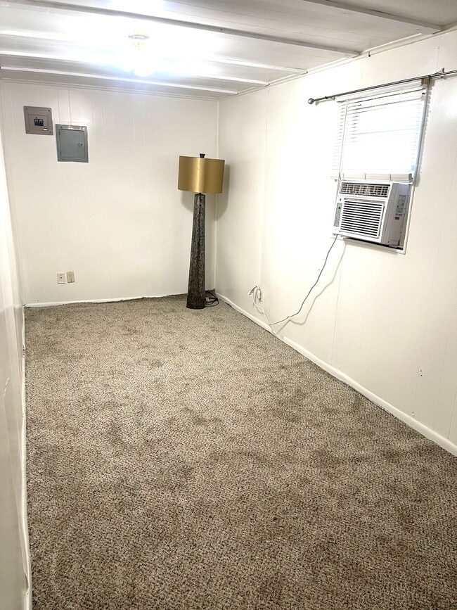 Photo - 2214 21st St