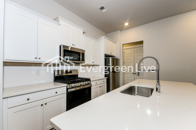 Photo - 134 Bloomsbury St