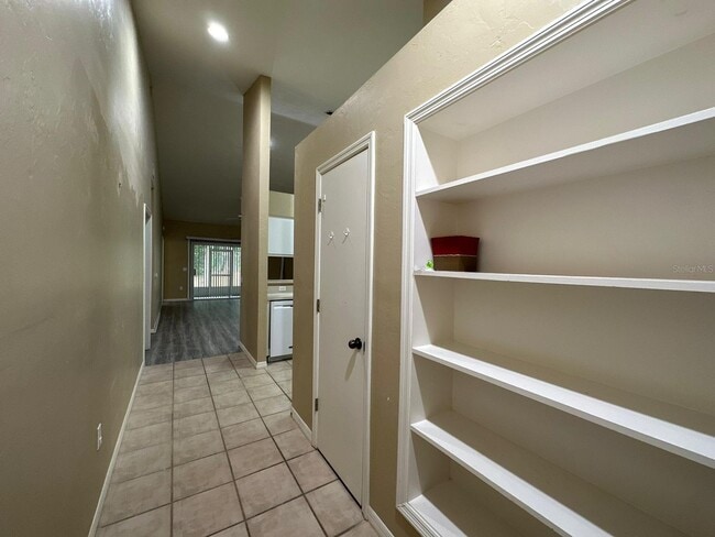 Photo - 4700 SW Archer Rd Unit 32