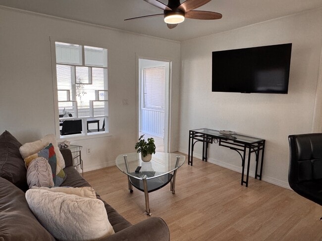 Photo - 2512 W Rio Vista Ave