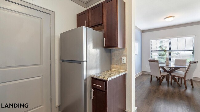 4689 Mustang Pkwy Unidad 5201