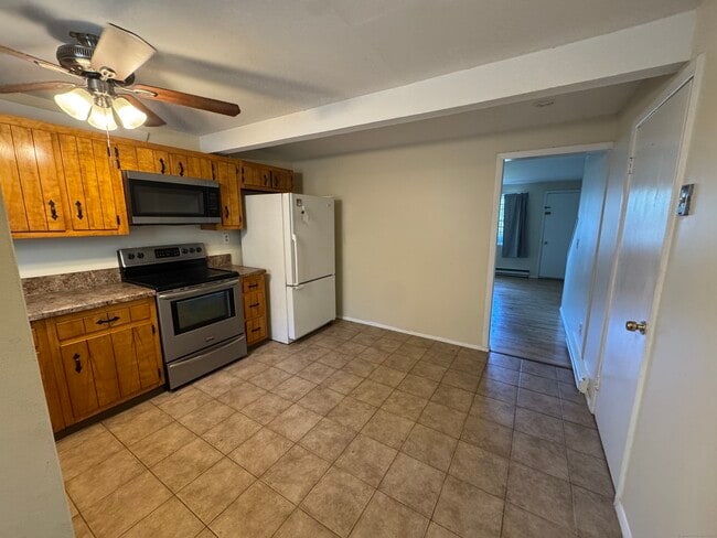 Photo - 617 Millville Ave Unidad APT 8-3