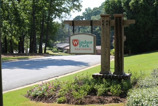 Windsor Park Apartments