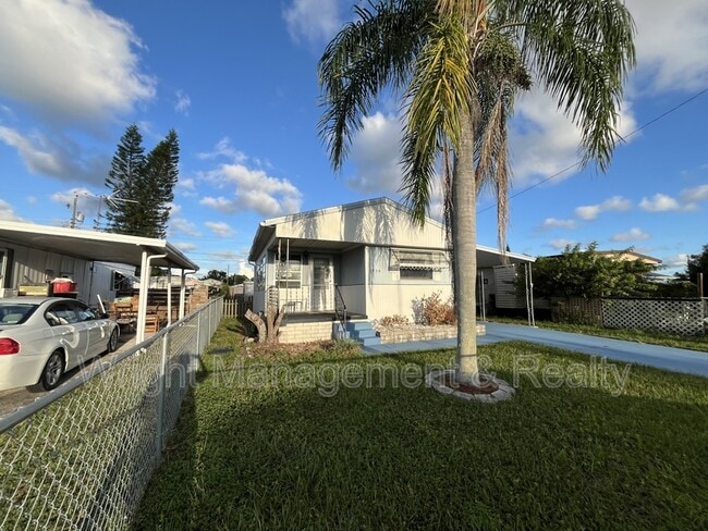 Photo - 2050 Lullaby Dr