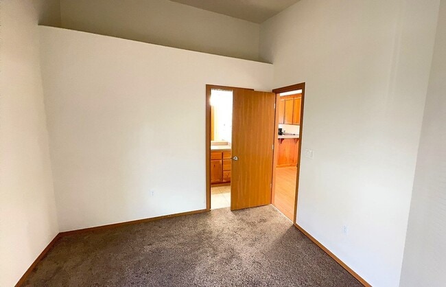 Photo - 620-622 Ecols St S Monmouth, OR 97351 Unit 620