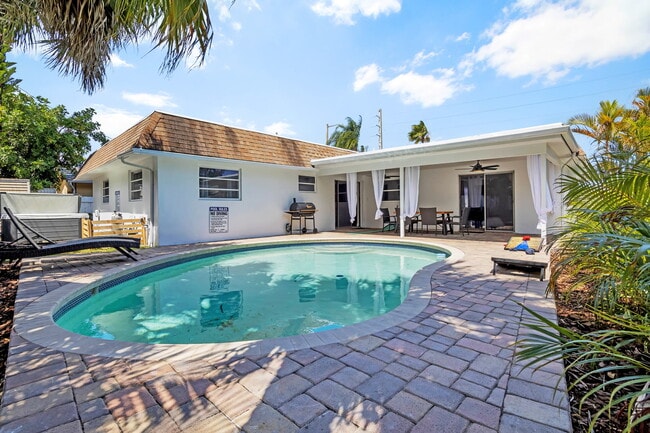 Photo - 3001 NW 9th Ave Casa