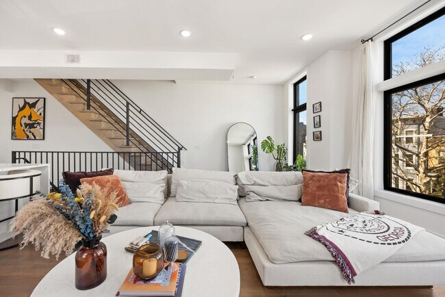 Photo - 121 Prospect St Unit 2