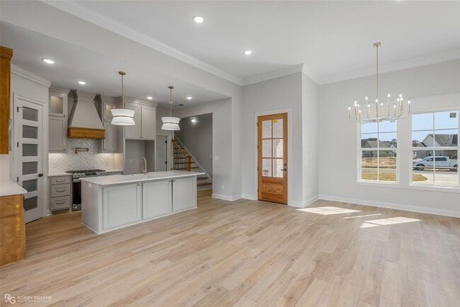 Photo - Modern 4 Bedroom / 3 Bath Home