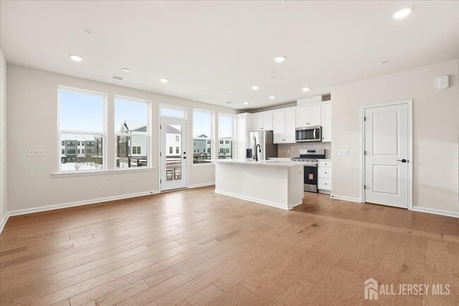 Photo - 216 Jessie Pl