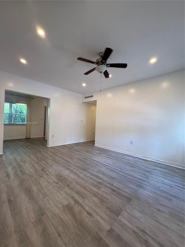 Photo - 233 80th St Unit 1