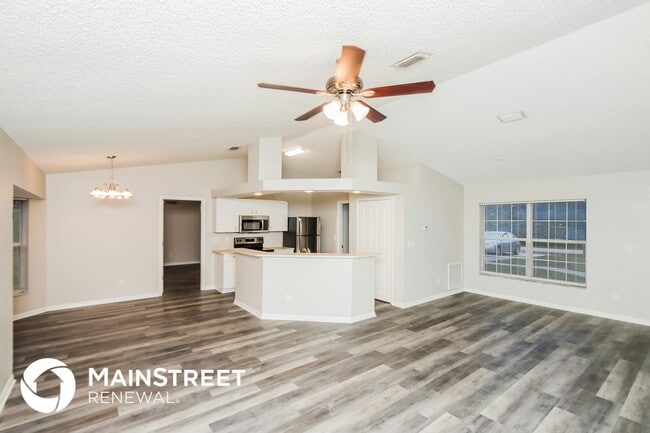 Photo - 9175 102nd Ave