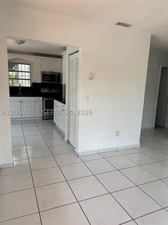 Photo - 3621 SW 12th St Unit 3621