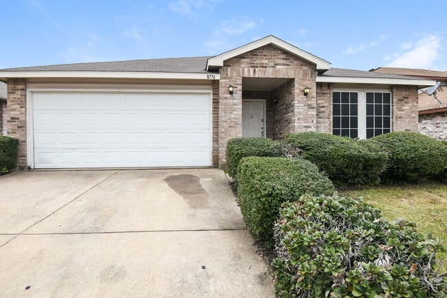 Building Photo - 8776 Polo Dr Rental