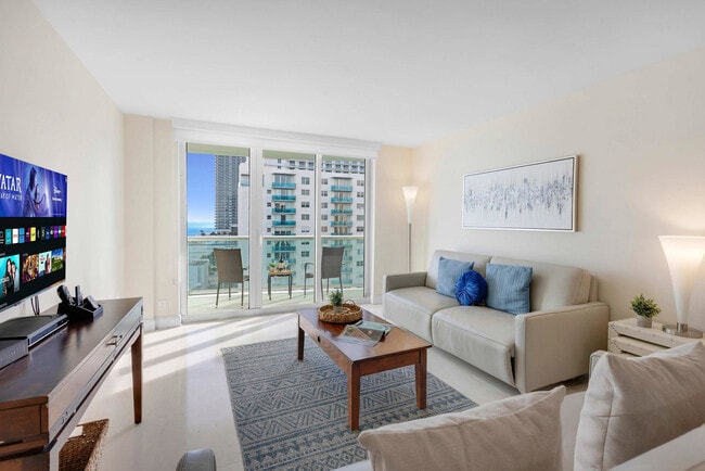 Building Photo - 3901 S Ocean Dr