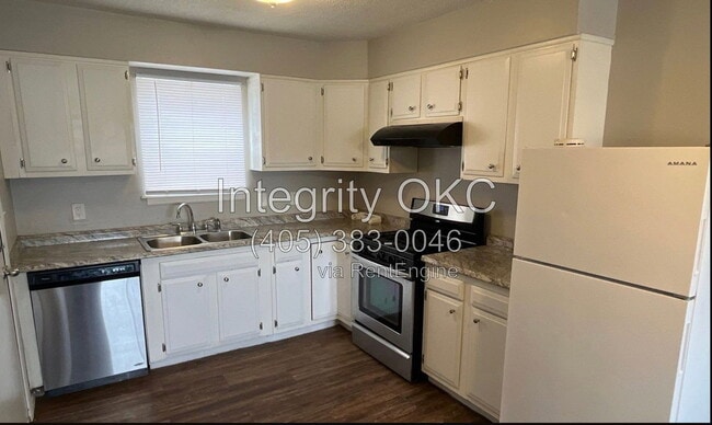 Photo - 1000 NE 7th St