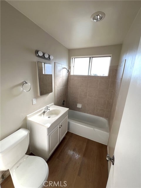 Photo - 1004 E 5th St Apartment Unit 7