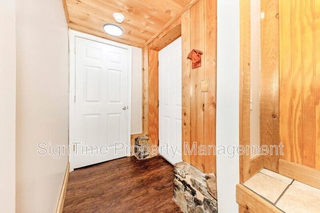 Photo - 306 N Potomac St