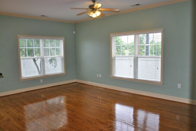 Photo - Located in Olympia