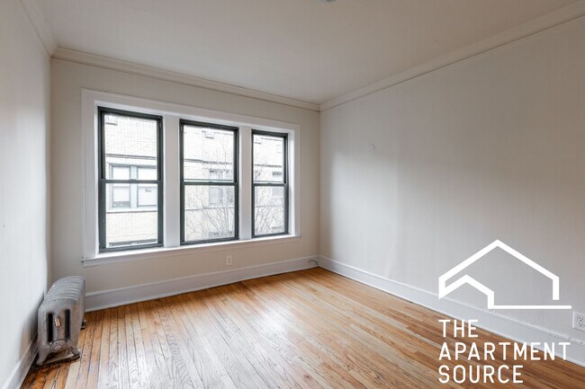 Photo - 2333 N Spaulding Ave Unit 3A