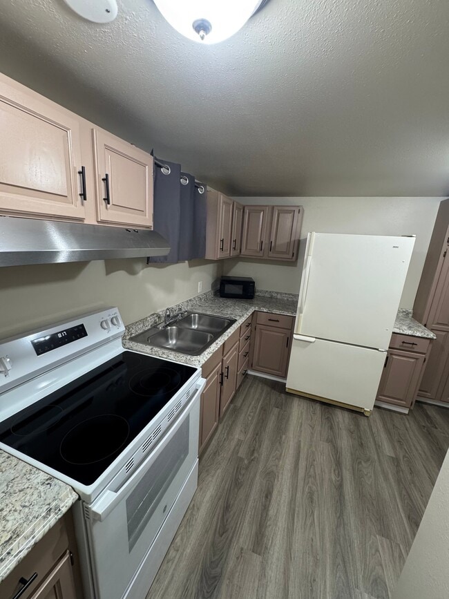 802 30th St N Unit 2