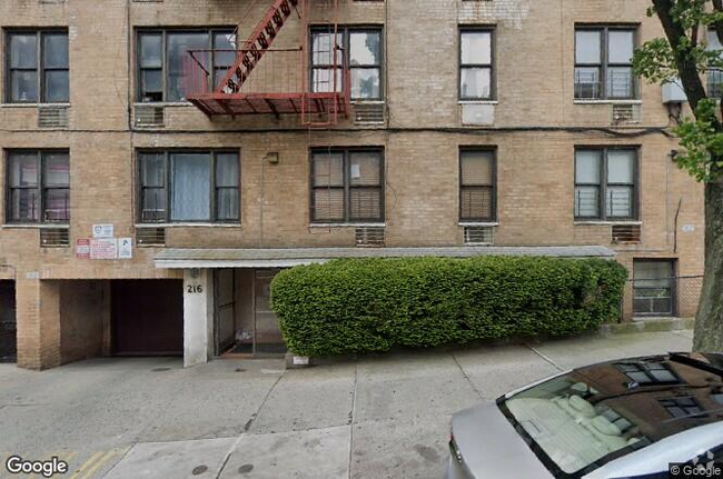 Building Photo - 216 E 203rd St Unit 4D Rental