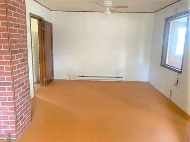 Photo - 2 Bedroom/1 bath house in Carlin with garage
