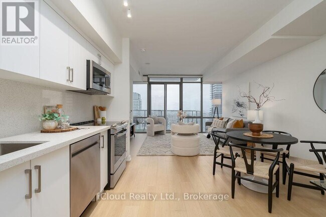 Photo - 832 Bay St. Unité 4706